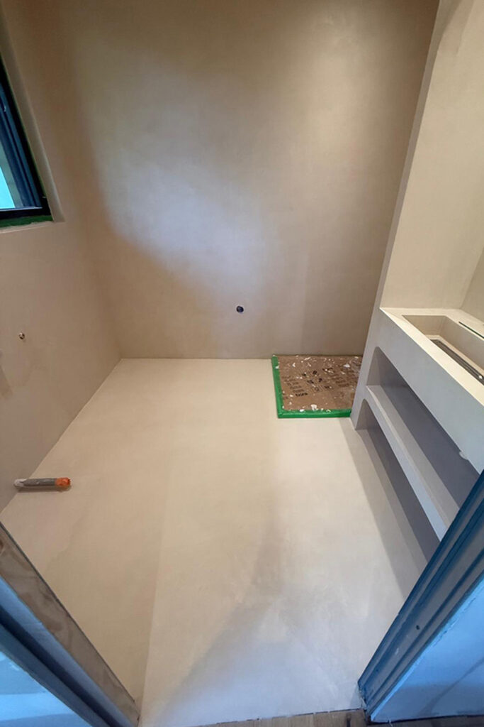 rénovation de salles de bain au Pyla - Béton ciré
